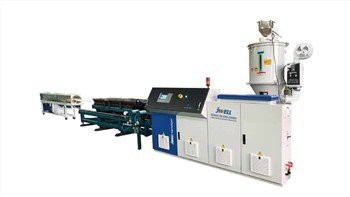 Speciális felhasználású egyfalú és duplafalú hullámcső-extrudáló sor